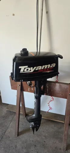 Motor de popa toyama Marine 2.6 hp