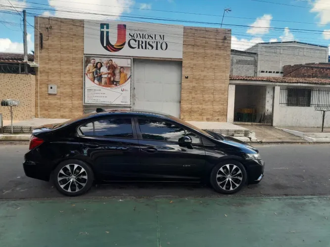 Honda Civic Sedan LXR 2.0 Flexone 16V Aut. 4P 2016