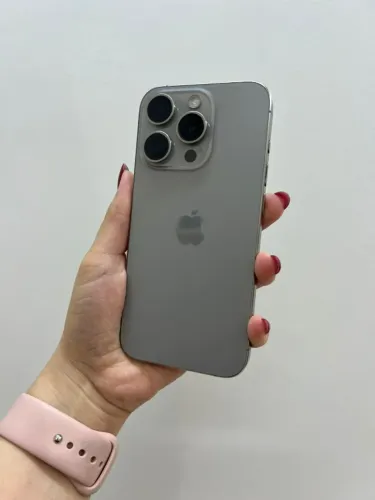 Seminovo - iPhone 15 Pro 128GB Titânio Natural 84% - Retirada Loja Física Savassi