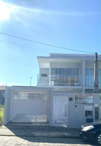 Sobrado em bombinhas