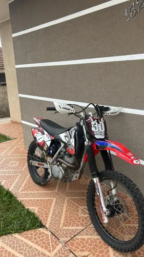 XR 200 Moto de trilha