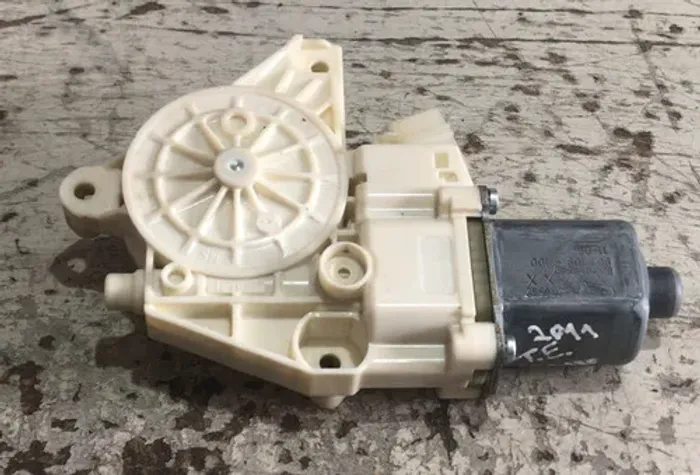 Motor Vidro Traseiro Esquerdo Mercedes C180 C200 2009 - 2012
