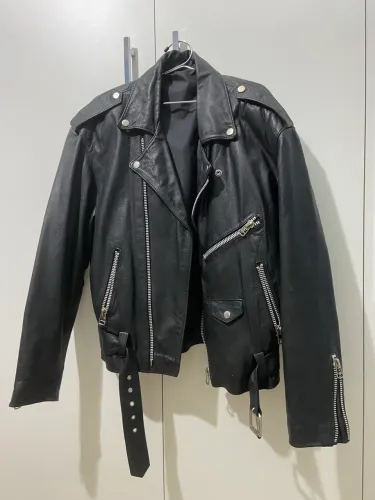 JAQUETA DE COURO CLÁSSICA MOTOQUEIRO