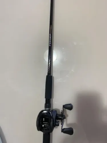 Kit Vara + Carretilha *Nunca Usados*
