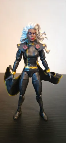 MARVEL LEGENDS VAMPIRA