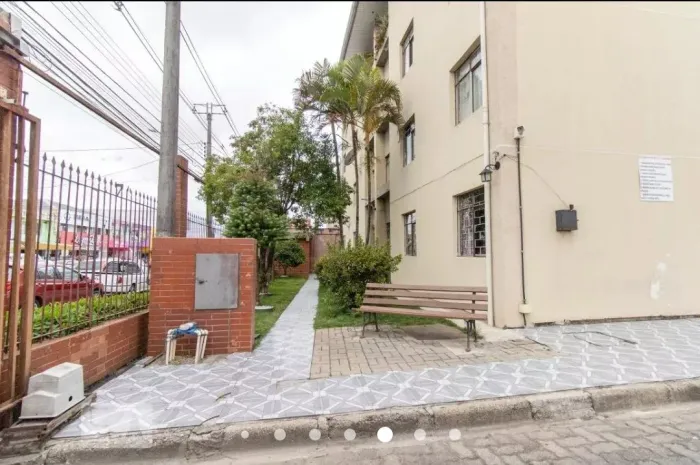 Imperdível: Apartamento à venda em Curitiba-PR, Sítio Cercado - 2 quartos, 2 salas, 1 banh