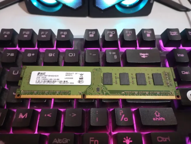 Memória RAM DDR3 4GB 1333Mhz