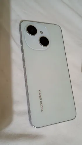 CELULAR TECNO SPARK