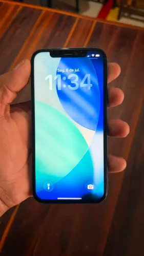 iPhone 12 e XR para trocar em iPhone 13