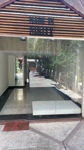 Loja no Lido Business, São Francisco, Niterói
