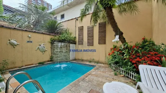 Sobreposta à venda 3 quartos suíte piscina Campo Grande Santos/SP