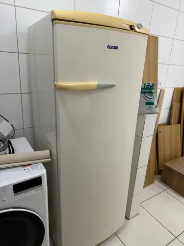 Geladeira Usada Funcionando Perfeitamente