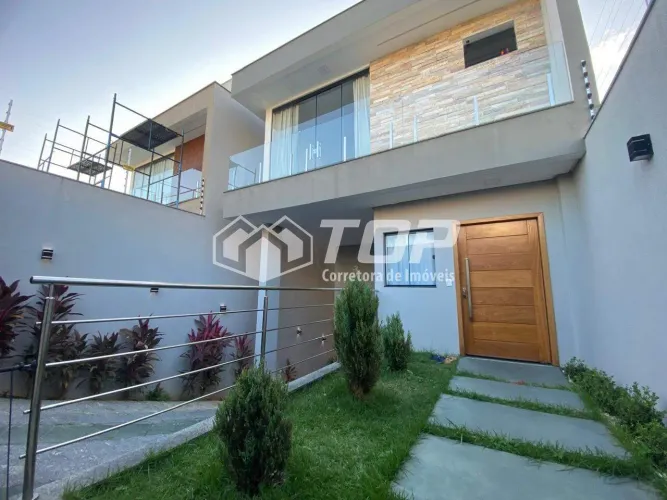 Casa Triplex à Venda no Residencial Liberdade | Conforto e Sofisticação