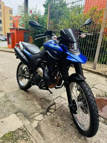 XTZ LANDER 250 2025