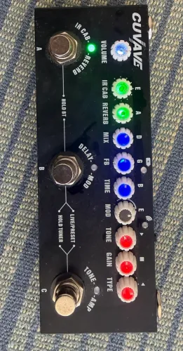 Pedal de efeito Cuvave