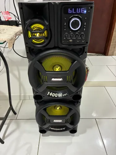 Caixa torre amvox 1400w
