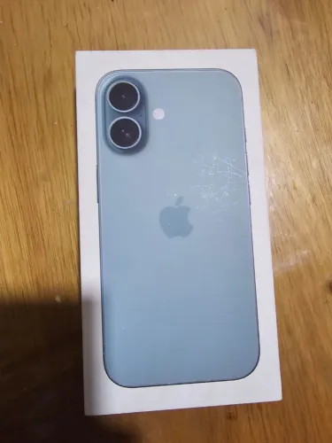 iPhone 16 NOVO LACRADO