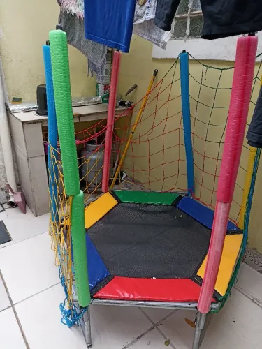 Pula pula cama elástica