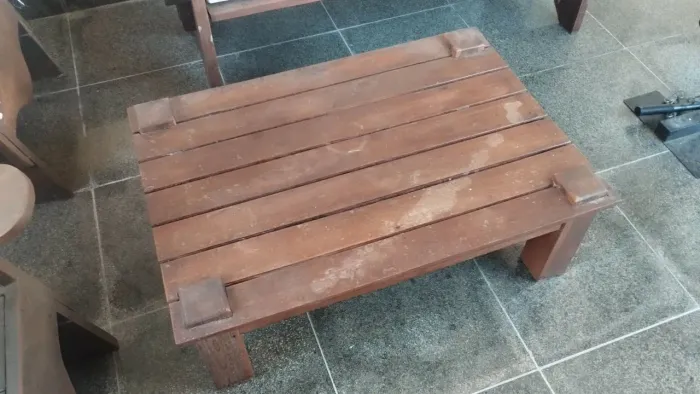 Mesa de centro madeira maciça
