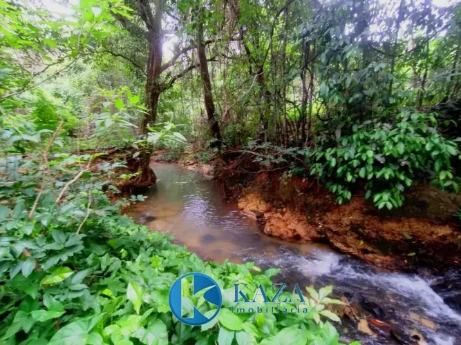 NATUREZA VIVA, A CINCO MINUTOS DA CIDADE. CHÁCARA EM CIDADE OCIDENTAL