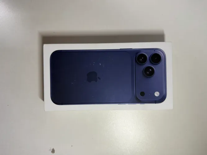 Caixa IPhone 17 Pro Max