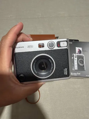 Câmera e Impressora para Smartphone Fujifilm instax mini Evo Black