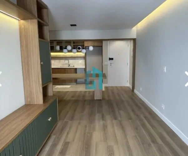 Apartamento impecável na Vila Olipia