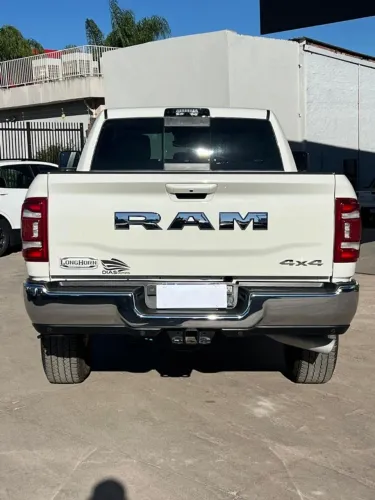 Ram 3500 Limited Longhorn 6.7 TB CD Diesel 2024