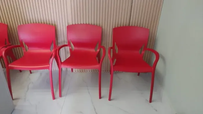 Cadeiras seminovas