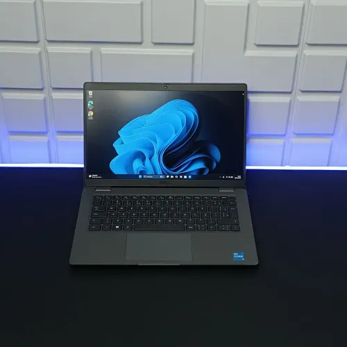 Notebook Dell Latitude - Intel Core i5 12th Gen - SSD Nvmie - Tela 14" FHD - Windows 11