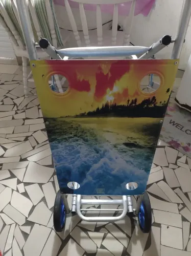 Carrinho de praia e mesa!