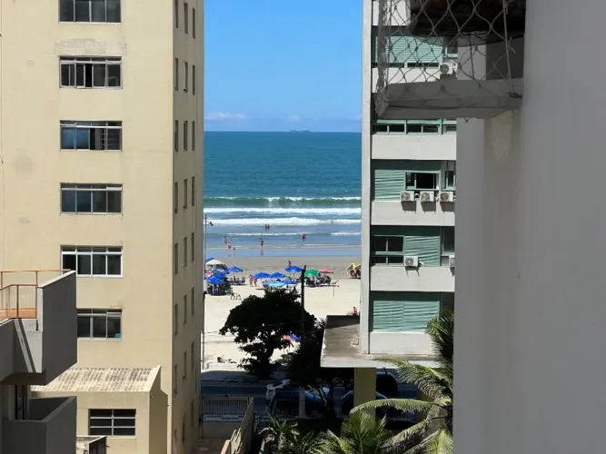 Apartamento com 2 dormitórios à venda, 55 m² por R$ 390.000,00 - Pitangueiras - Guarujá/SP