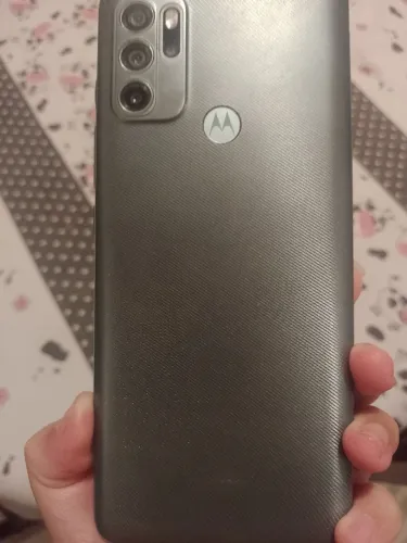 Celular Motorola G60S verde brilhoso
