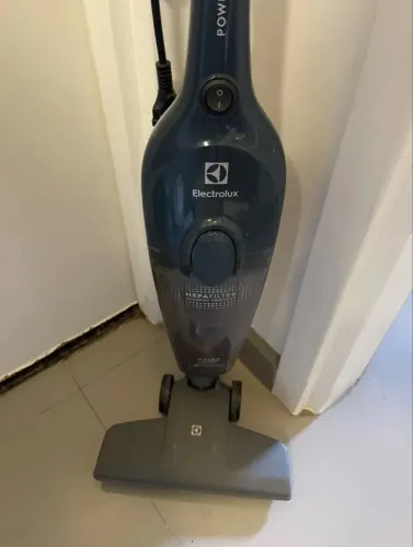 Aspirador Pó Vertical Electrolux 1100w 2 Em 1 Azul (stk13a)