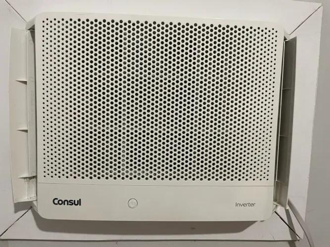 Ar condicionado de Janela Consul 10.000 BTUs Frio Eletrônico Inverter com Design Moderno