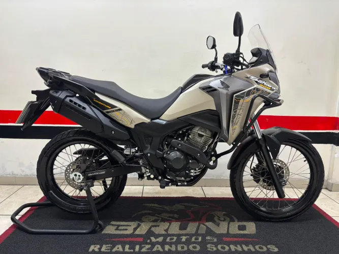 SAHARA 300c ADVENTURE 2025    (DIVIDIMOS 21x CARTAO )