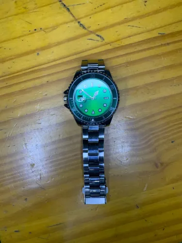 ? Relógio Masculino Verde Pulseira de Aço - Funcionando Perfeitamente