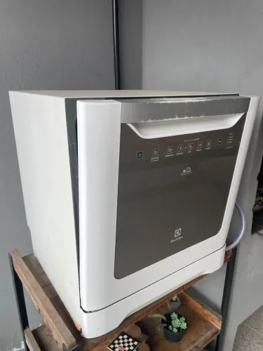 Lava Louças Electrolux 8 serviços LV08B