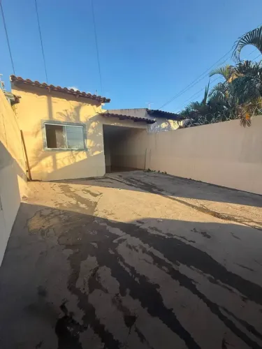Vendo Agio de Casa 3 quarto - Res Itaipu - com quintal