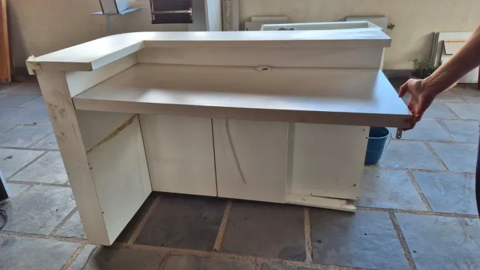 Balcão em MDF para clínicas ou salão de beleza
