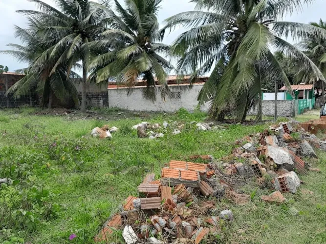 Vendo terreno próximo a praia de Búzios