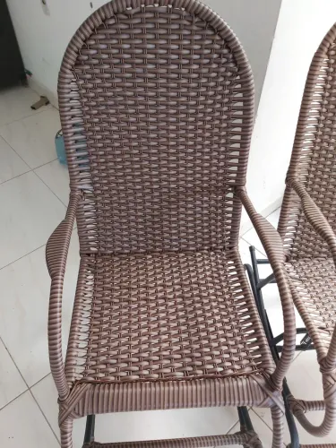 Cadeiras novas