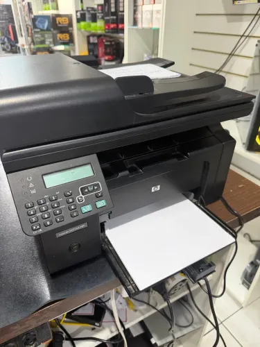 Impressora Hp a Laser Multifuncional Boa e Barata