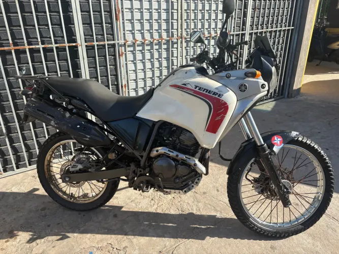 TENERE 250