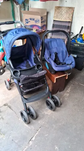 Carrinho Cosco com Bebe conforto, limpissiimo