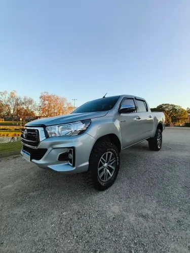 Toyota Hilux CD SRV 4X4 2.8 TDI Diesel Aut. 2019