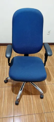 CADEIRA ESCRITÓRIO EXECUTIVA GIRATÓRIA