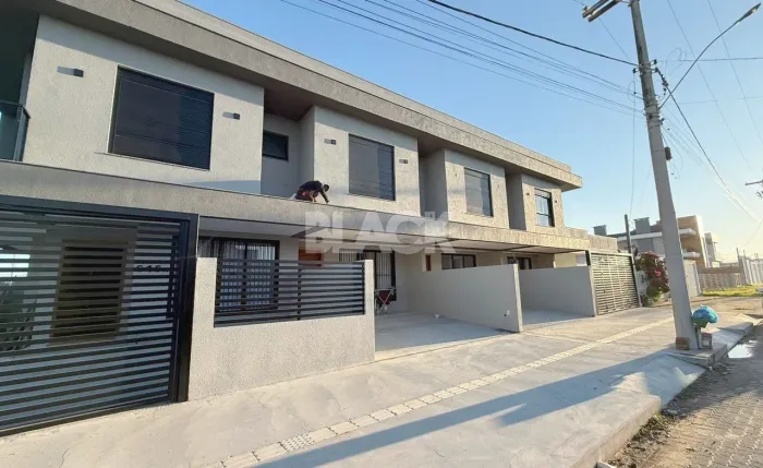 Sobrado novo no Morada das Palmeiras em Torres RS
