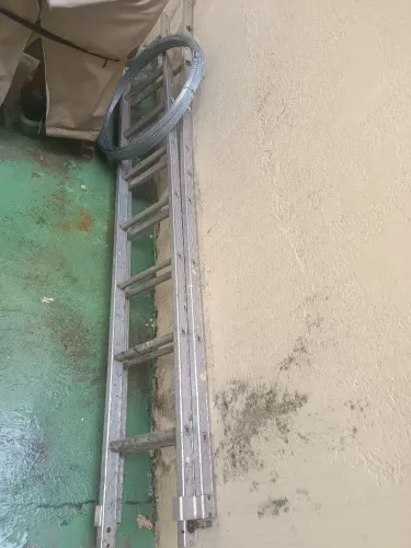 Escada de alumínio extensiva 2x8 degraus