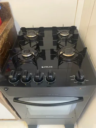 Vendo Fogão novíssimo por 500 um ano de uso